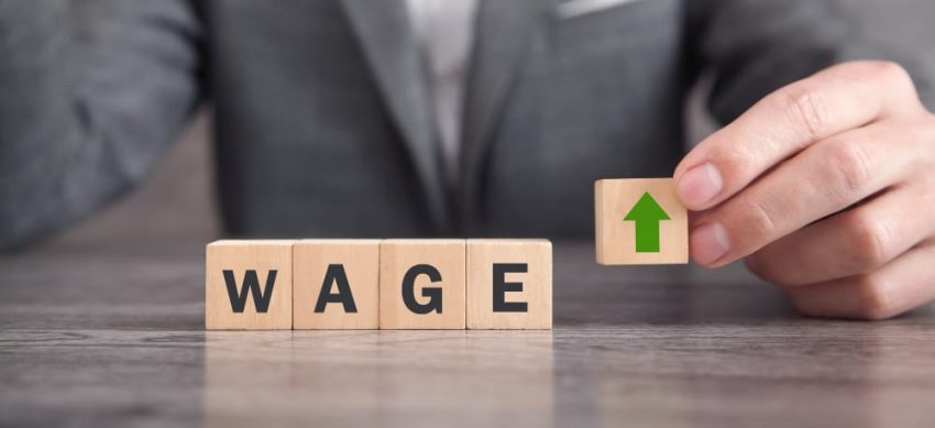UK firms increase wages to attract job seekers