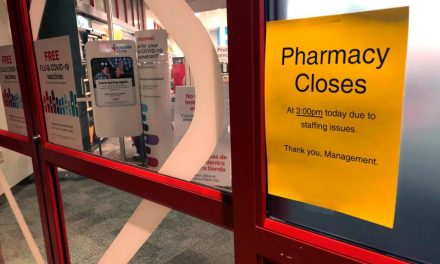 U.S. drugstores squeezed by vaccine demand, staff shortages
