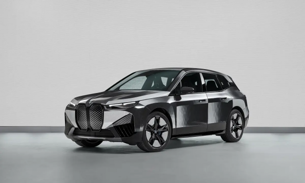 BMW demonstrates E Ink color changing car at CES 2022