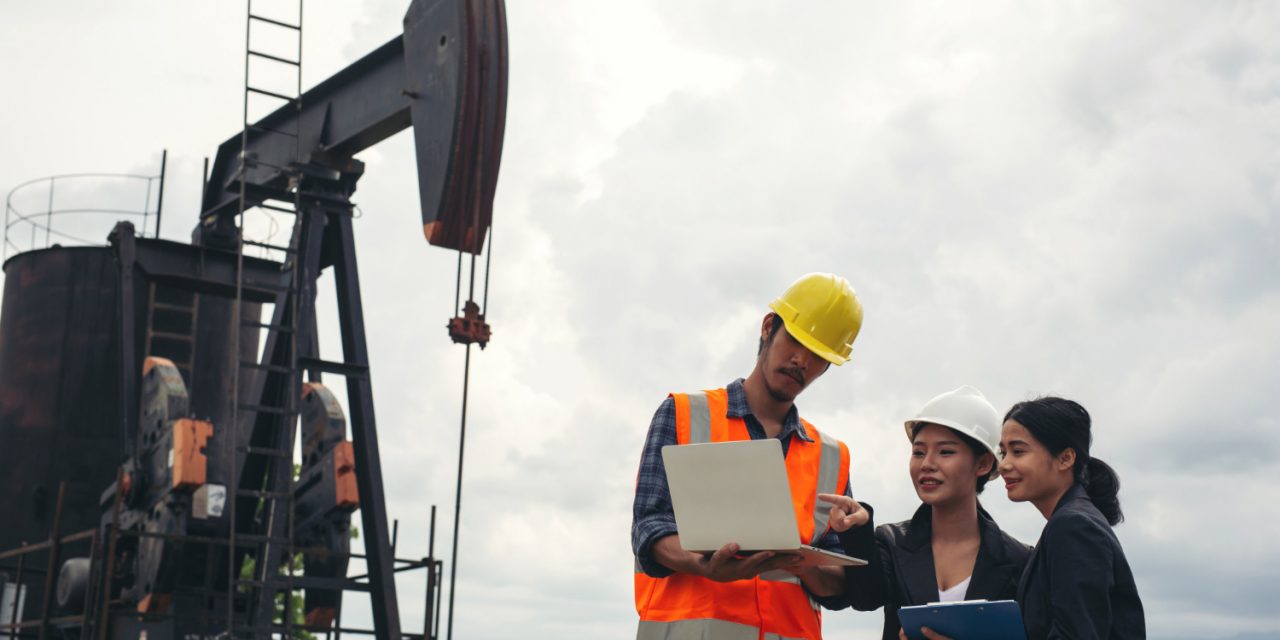 Oilfield employment climbed in December despite cooling U.S. job market