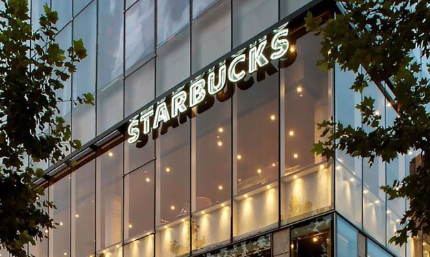 Starbucks head of North America to quit amid union drive