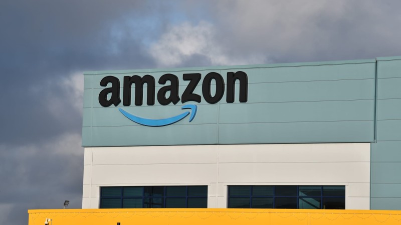 Amazon faces off with union in fight for a second New York based warehouse