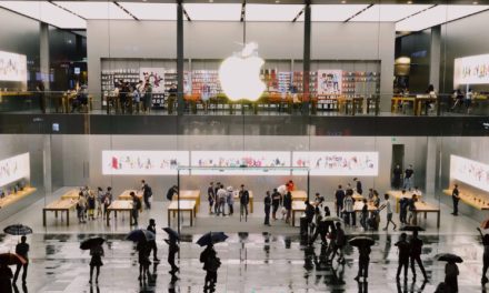 Apple is withholding new perks from unionized workers