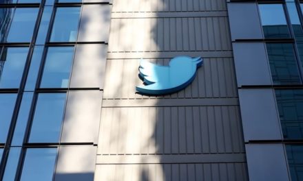 Twitter freezes employee stock accounts in anticipation of the deal