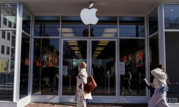 Apple sued for discrimination and harassment by ex-patent attorney