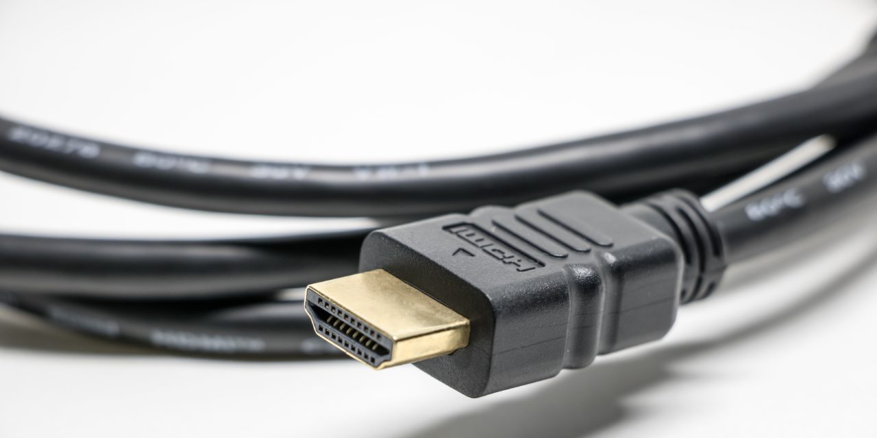 D-Sub Vs HDMI Cables