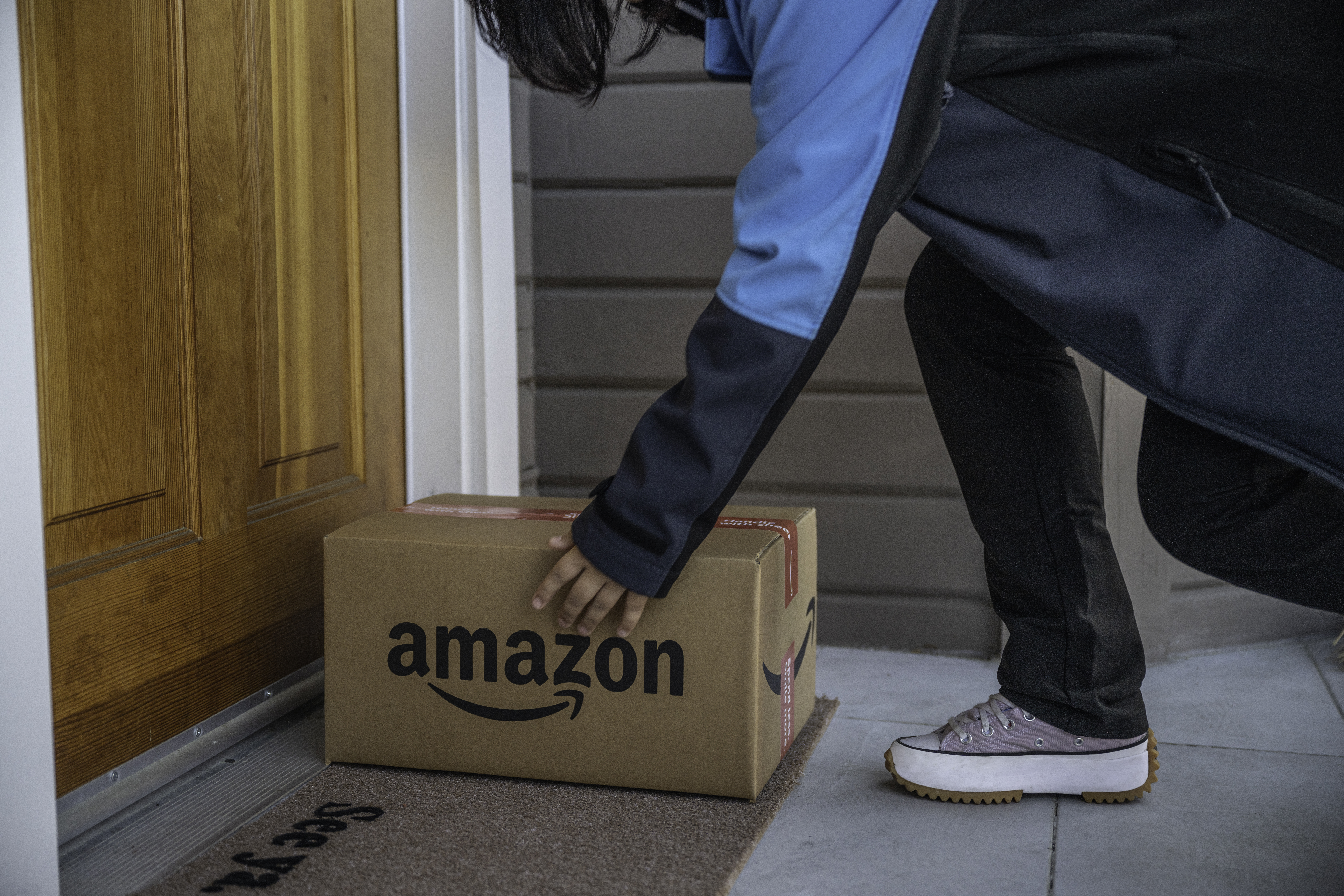 Working at Amazon: The pros, cons, and what to expect