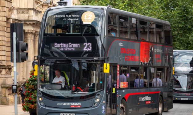 National Express drivers vote to strike over pay